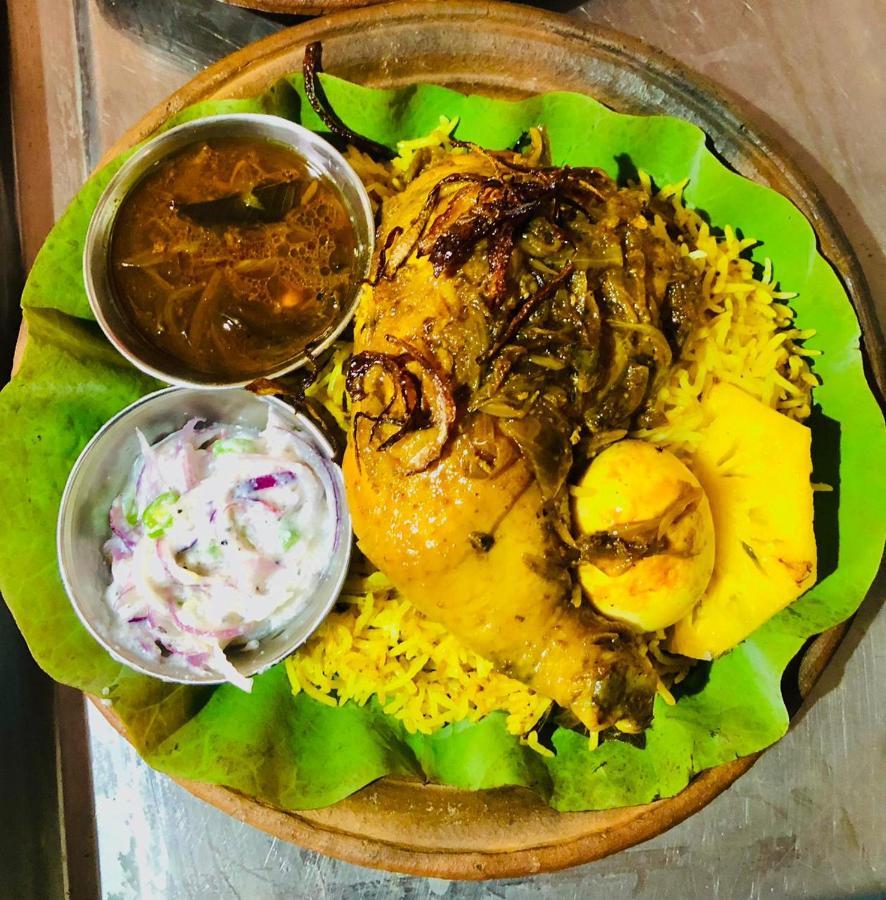 Ambula Food Court Hotel Anuradhapura Ngoại thất bức ảnh